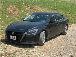 نيسان ألتيما